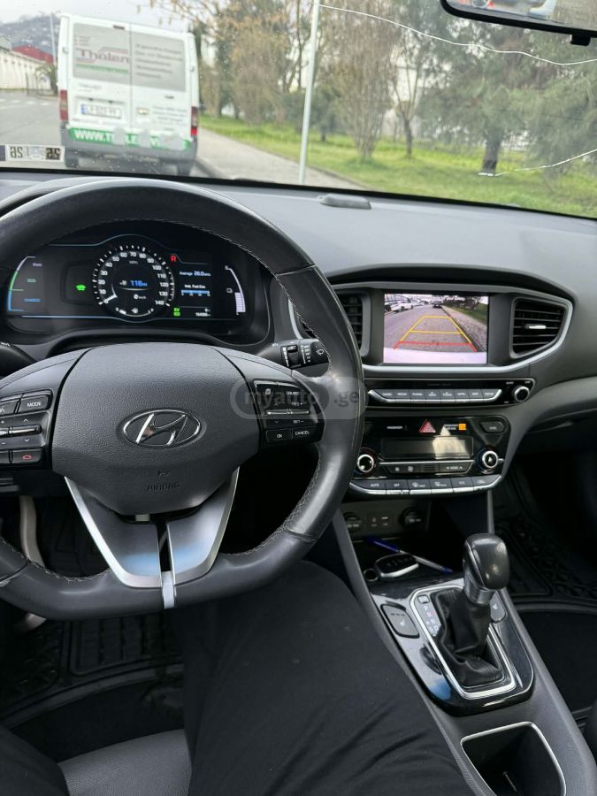 Hyundai Ioniq - фото 6