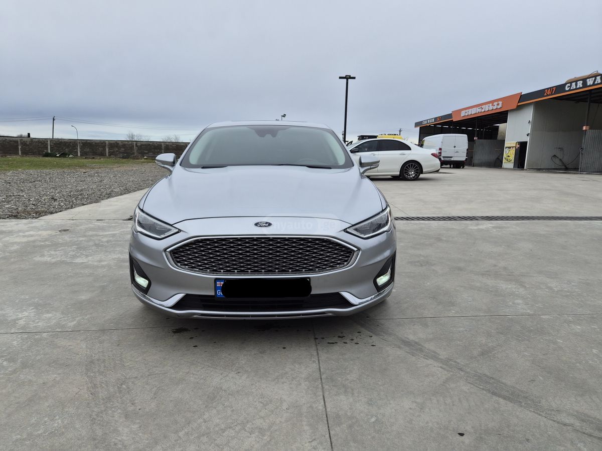 Ford Fusion - фото 2