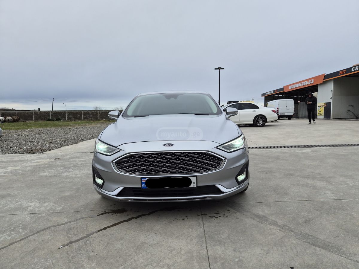 Ford Fusion - фото 6