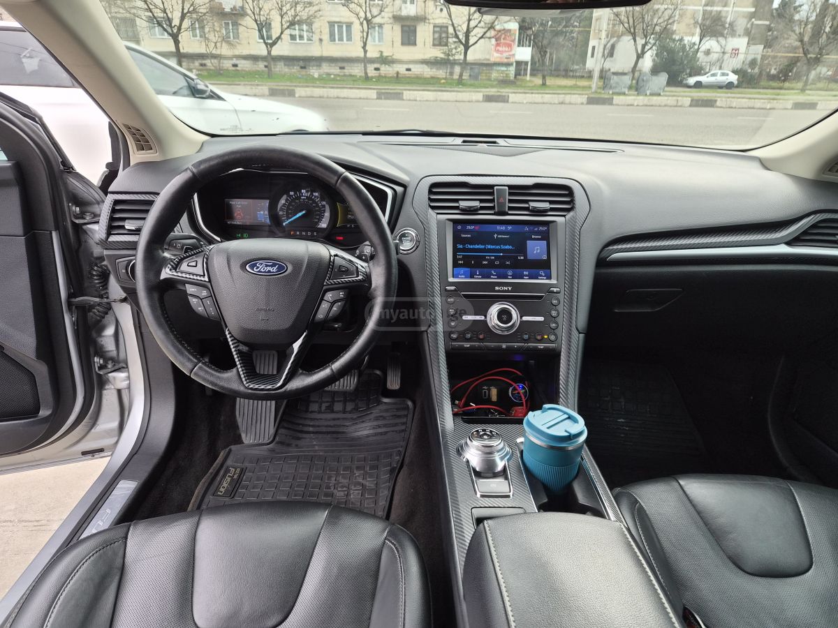 Ford Fusion - фото 8