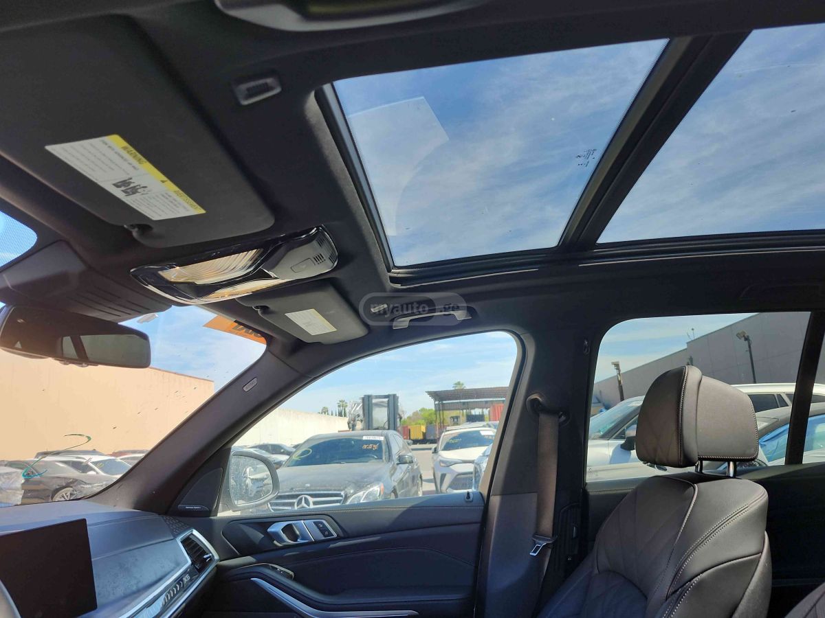 BMW X5 - фото 12