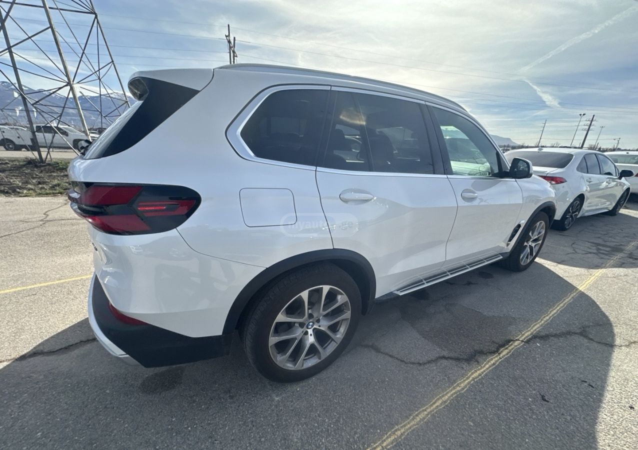 BMW X5 - фото 5