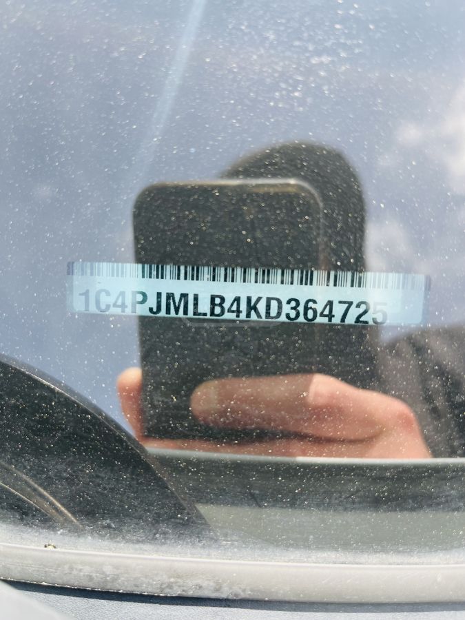 Jeep Cherokee - фото 8