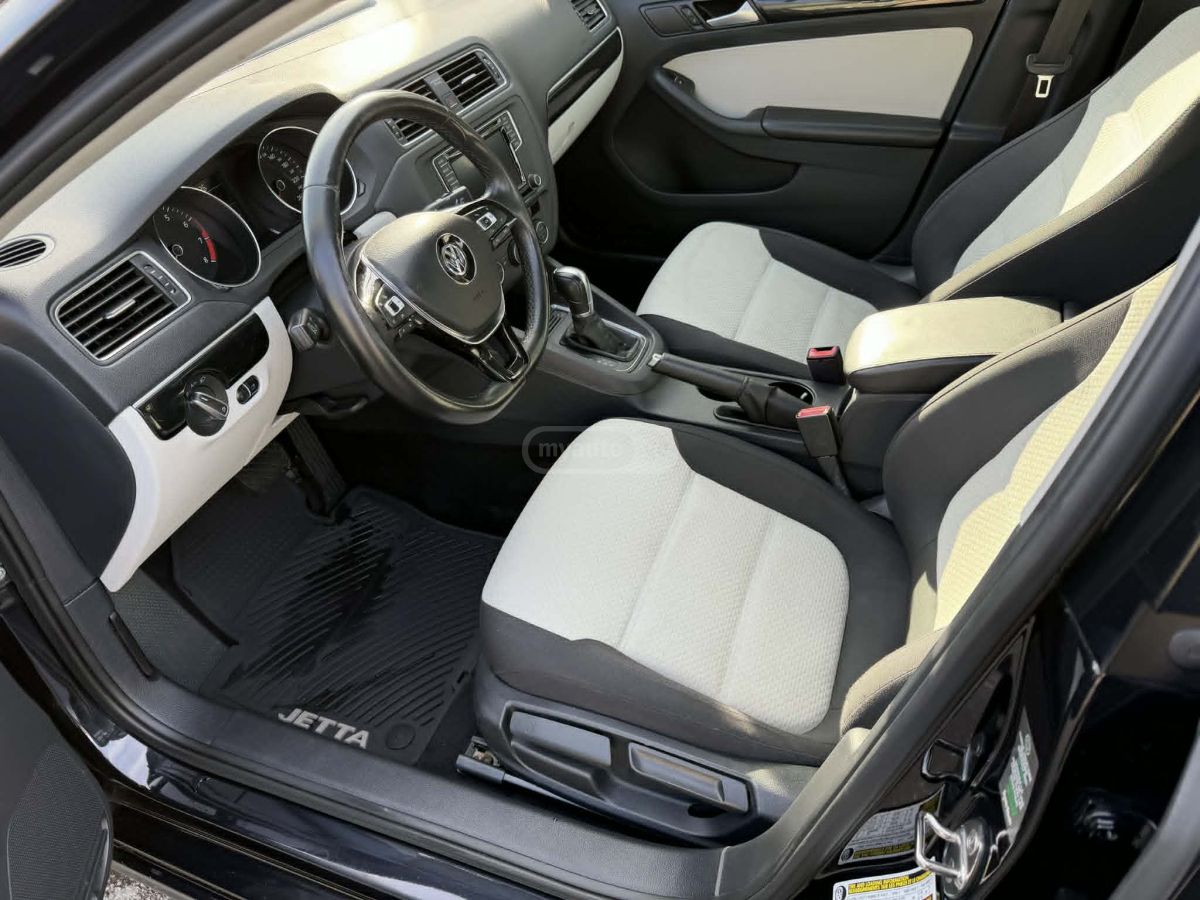 Volkswagen Jetta - фото 9