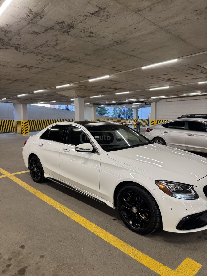 Mercedes-Benz C 300 - фото 2