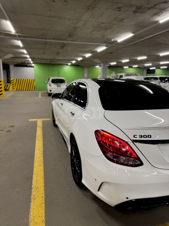 Mercedes-Benz C 300 - фото 3