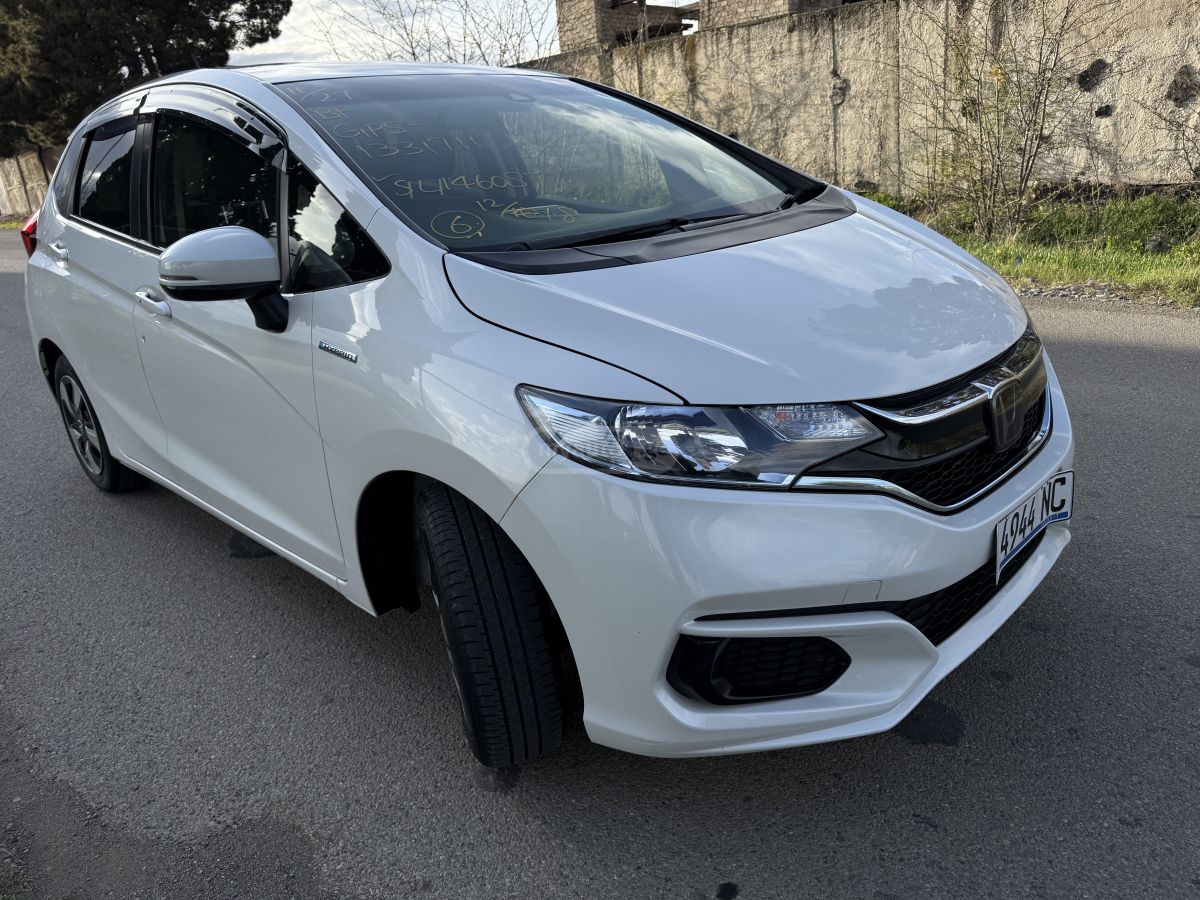 Honda Fit - фото 3