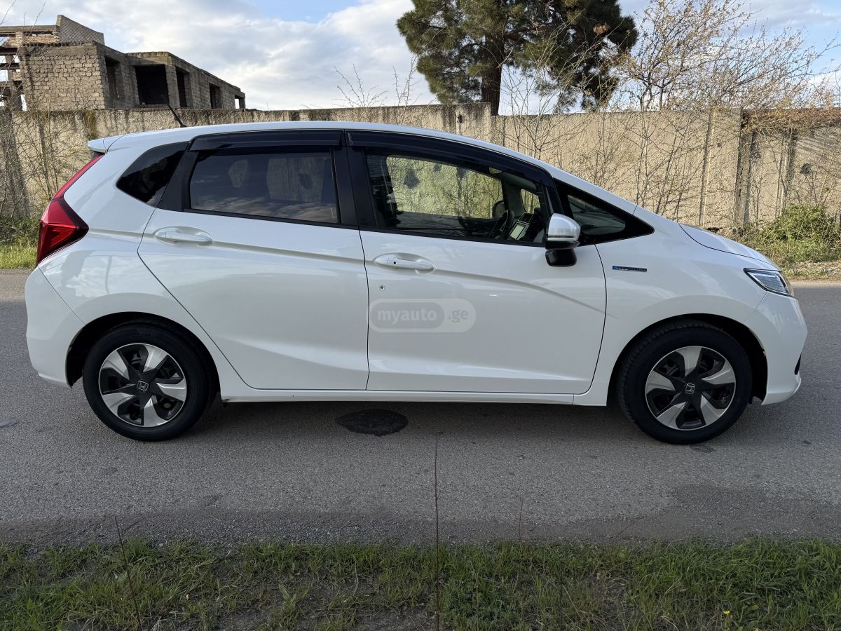 Honda Fit - фото 7
