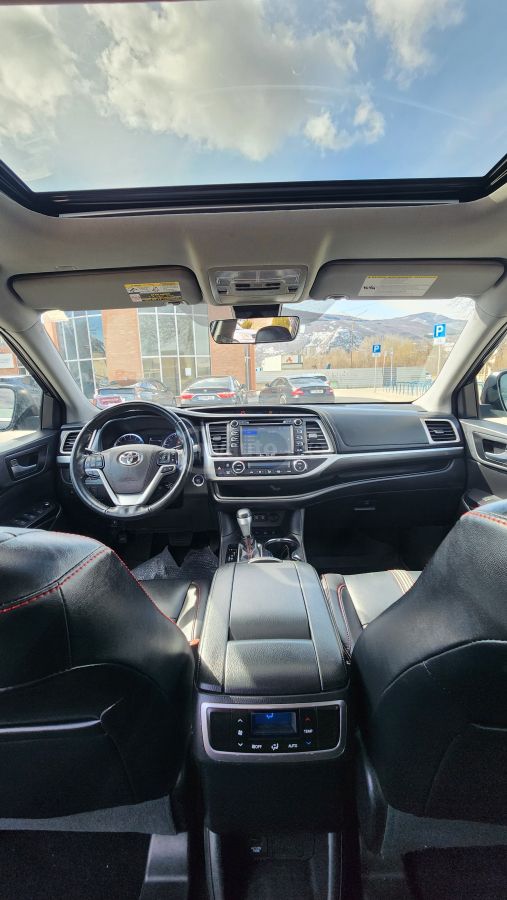 Toyota Highlander - фото 8