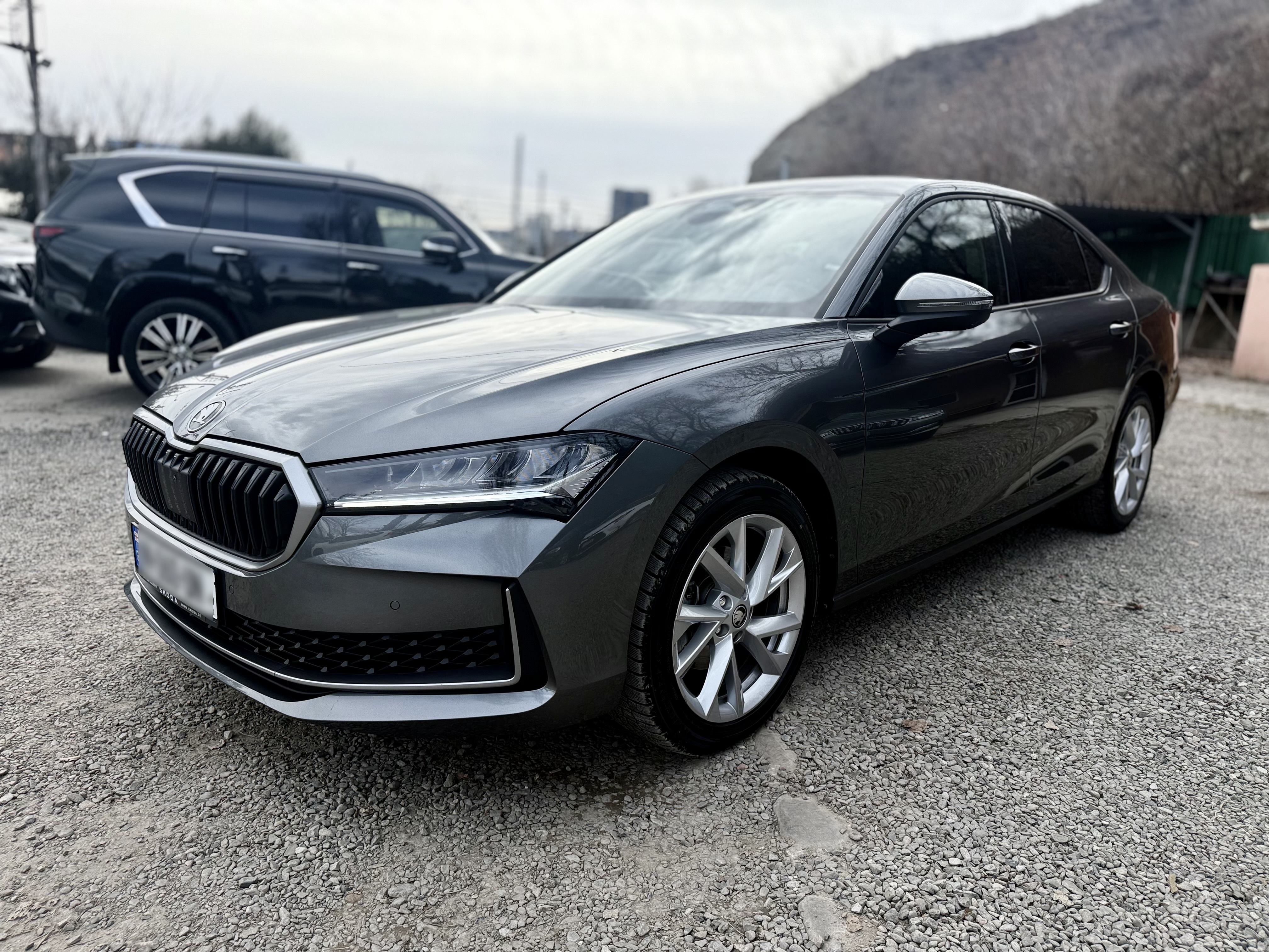 Skoda Superb - фото 1