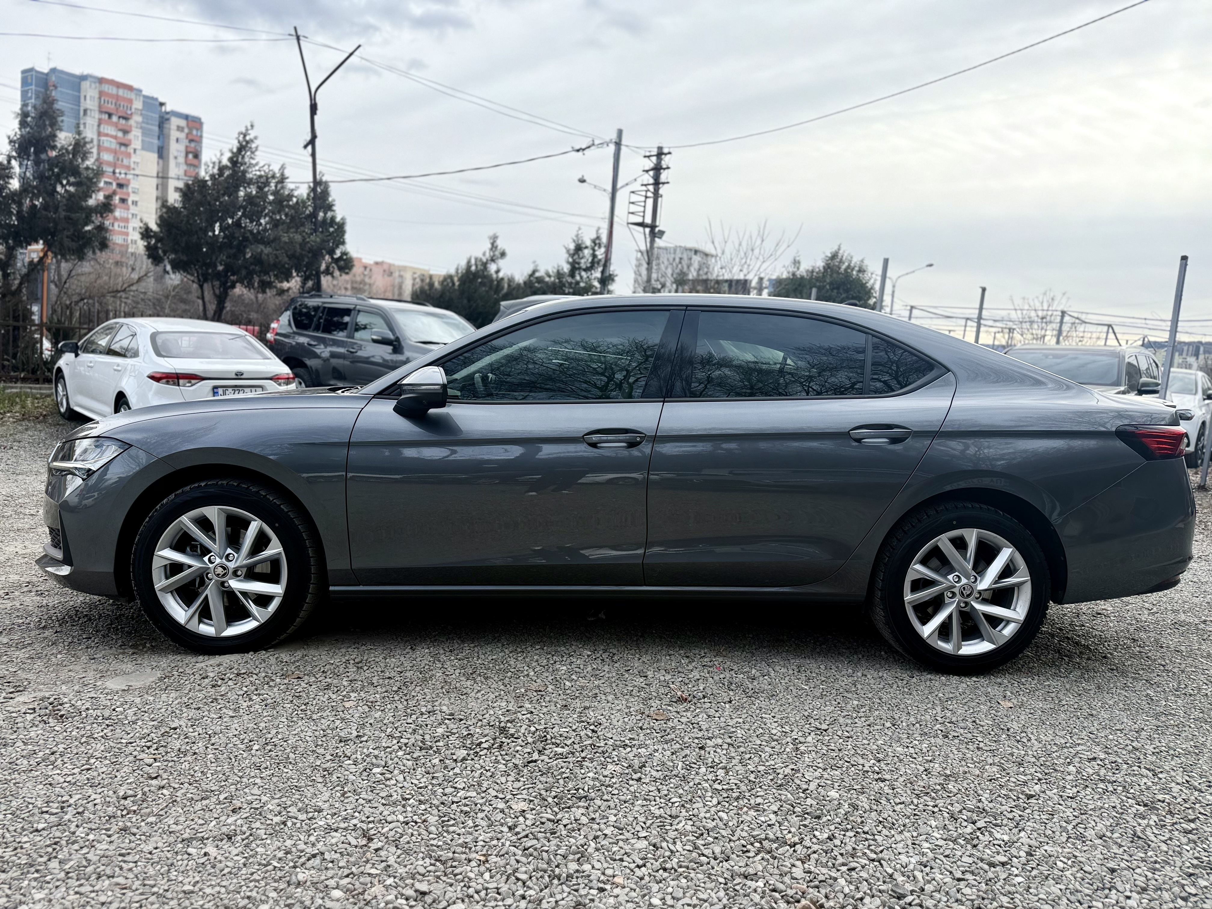 Skoda Superb - фото 3