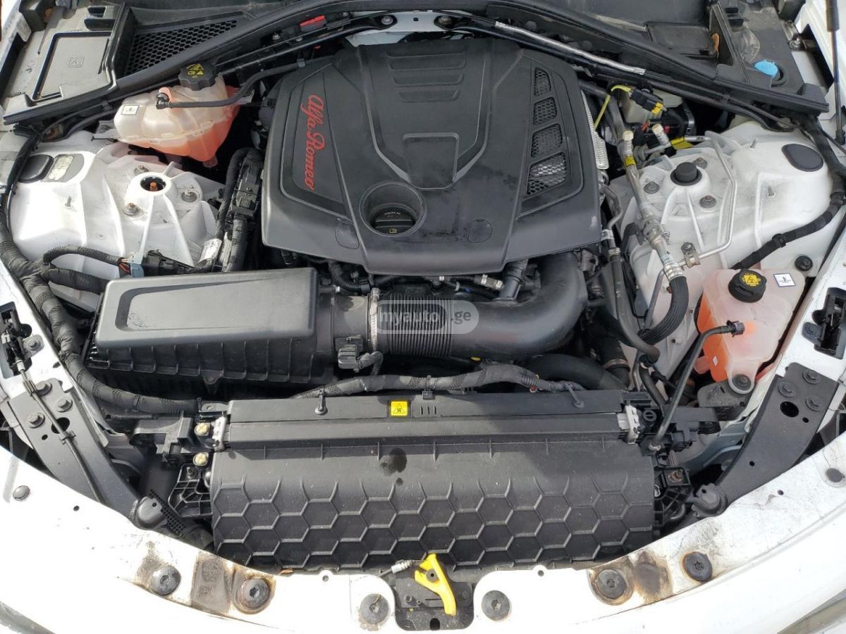 Alfa Romeo Giulia - фото 10