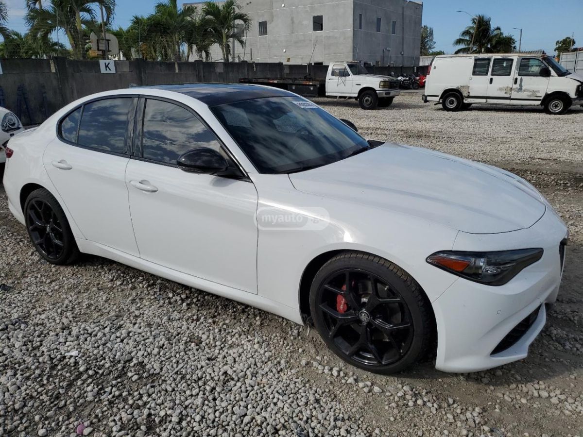 Alfa Romeo Giulia - фото 4