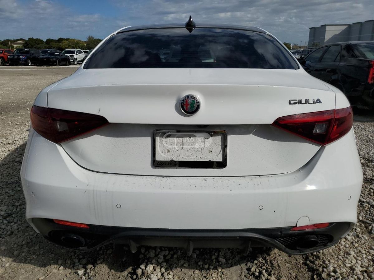 Alfa Romeo Giulia - фото 6