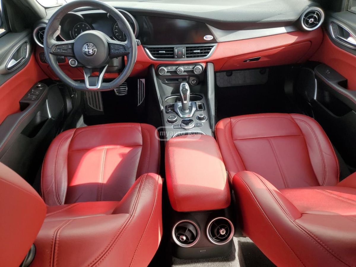 Alfa Romeo Giulia - фото 8