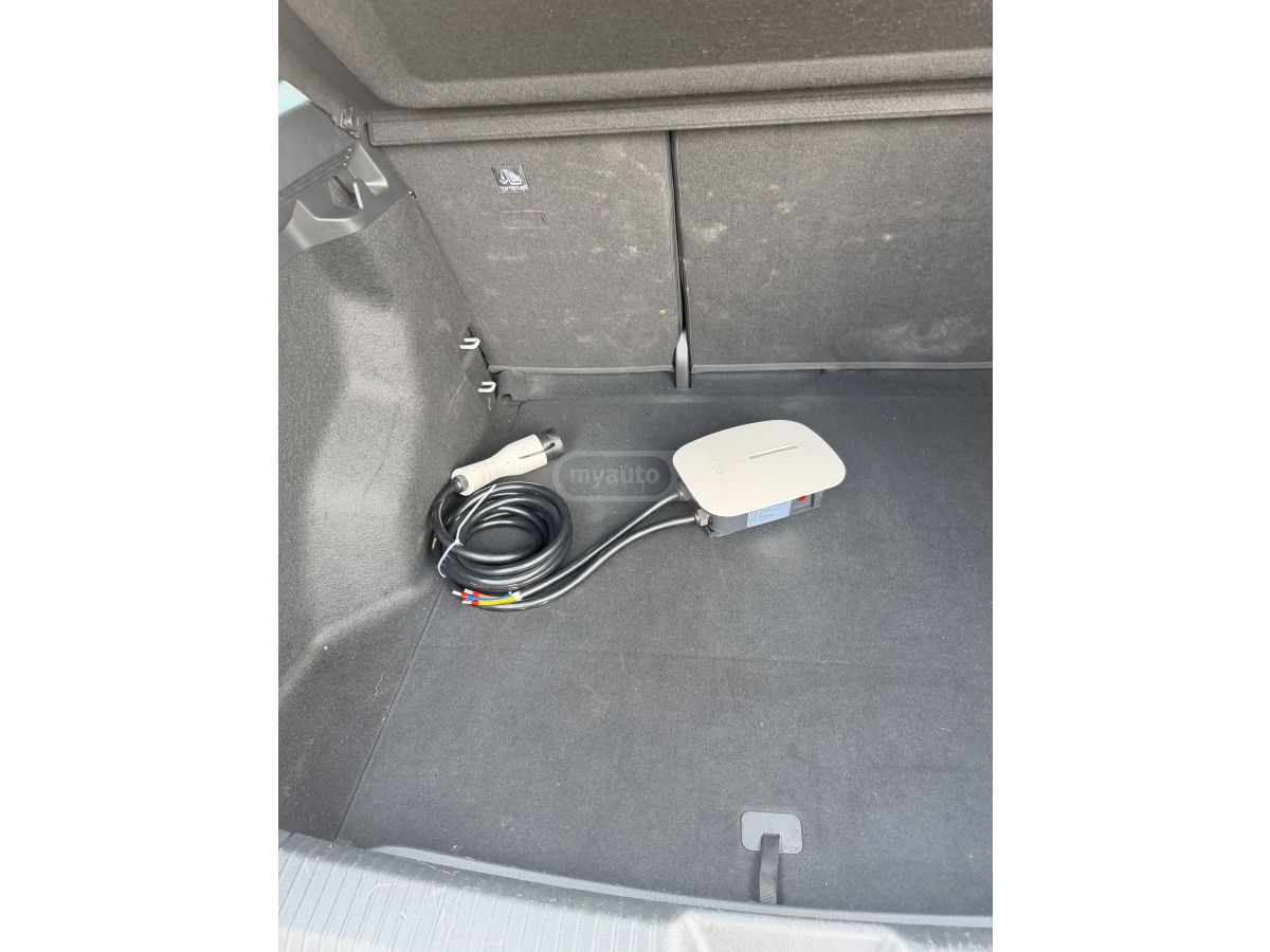 Volkswagen ID 4 - фото 10