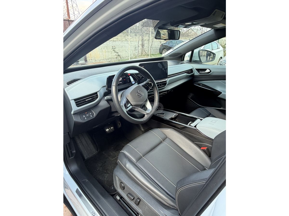 Volkswagen ID 4 - фото 12