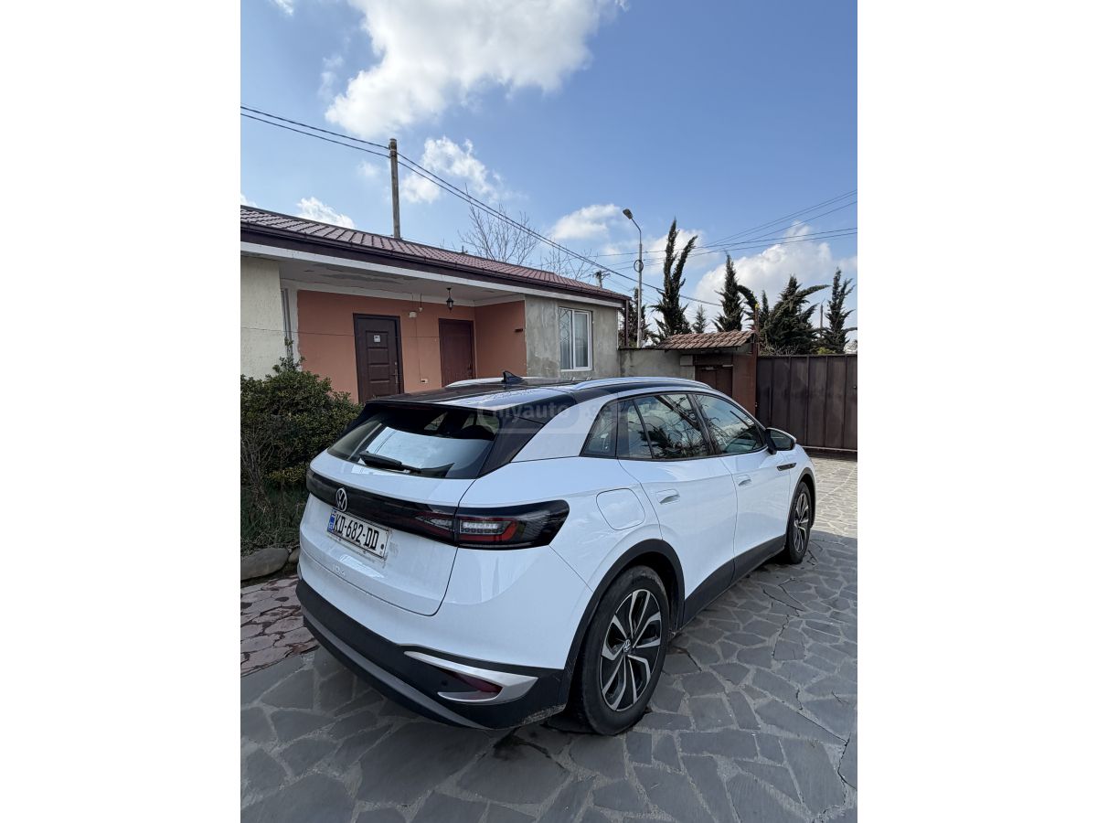 Volkswagen ID 4 - фото 7