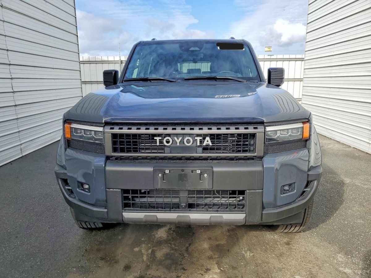 Toyota Land Cruiser 2025 — миниатюра 3