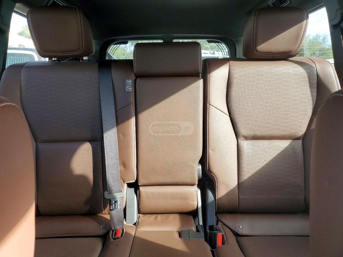 Toyota Land Cruiser 2025 — миниатюра 9