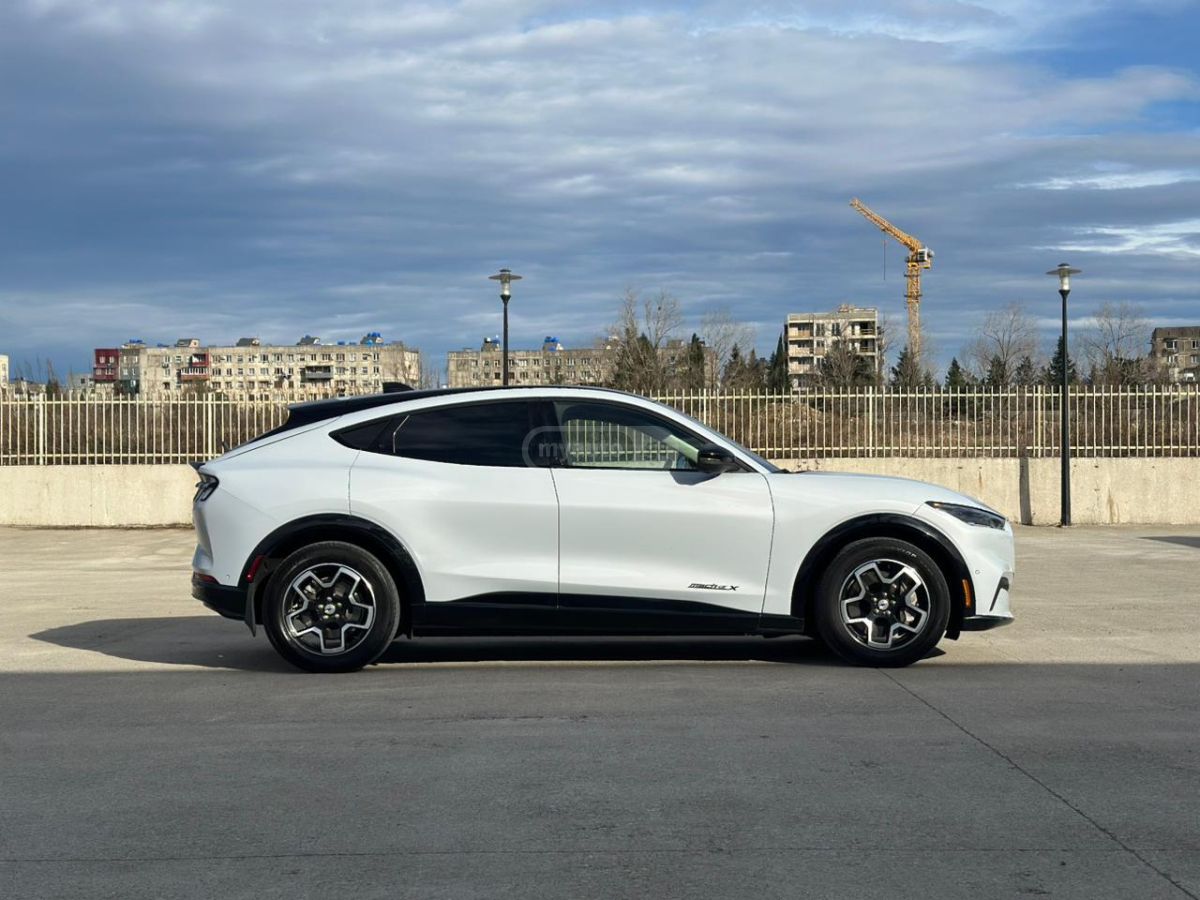 Ford Mustang - фото 5