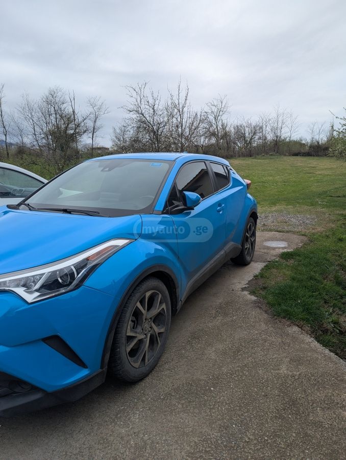 Toyota CHR - фото 2