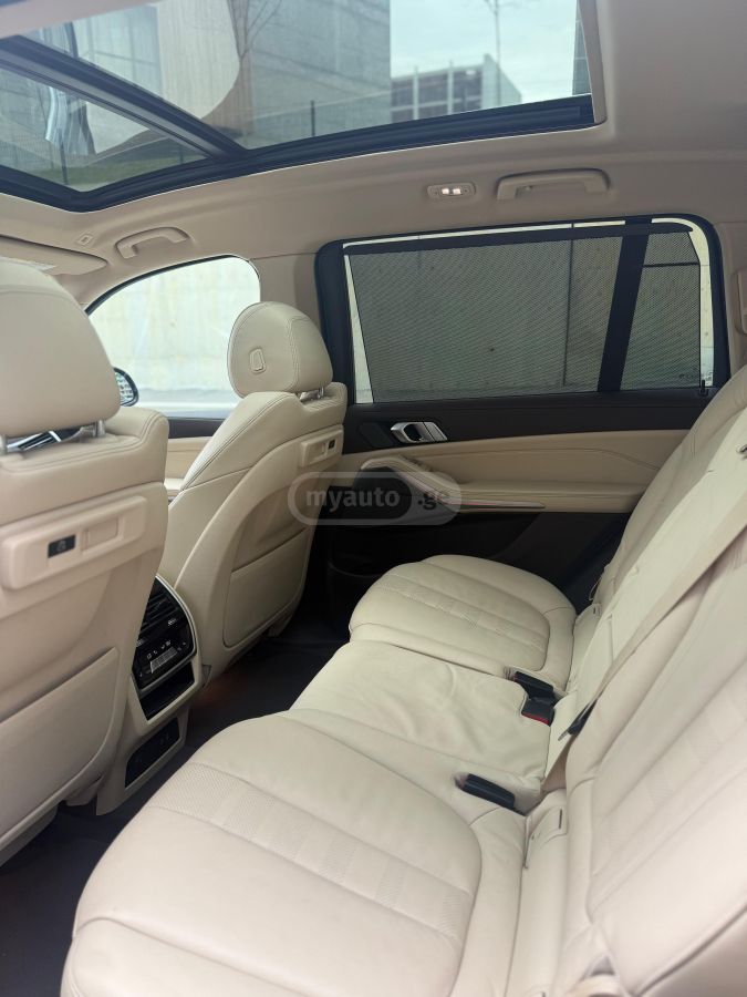 BMW X7 - фото 11