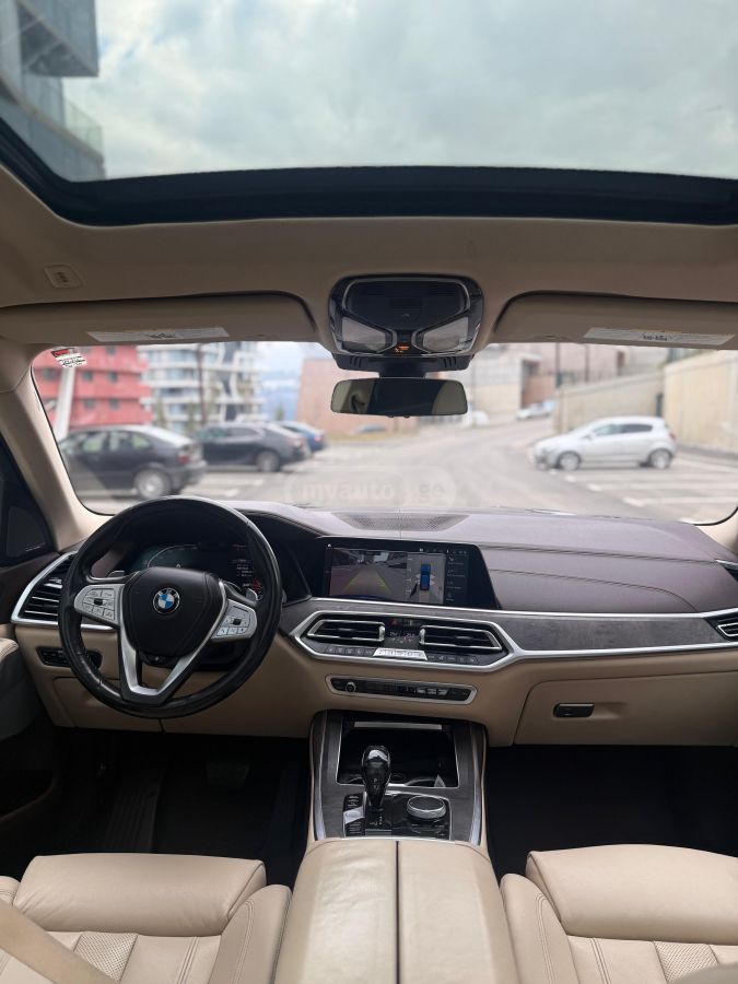 BMW X7 - фото 8