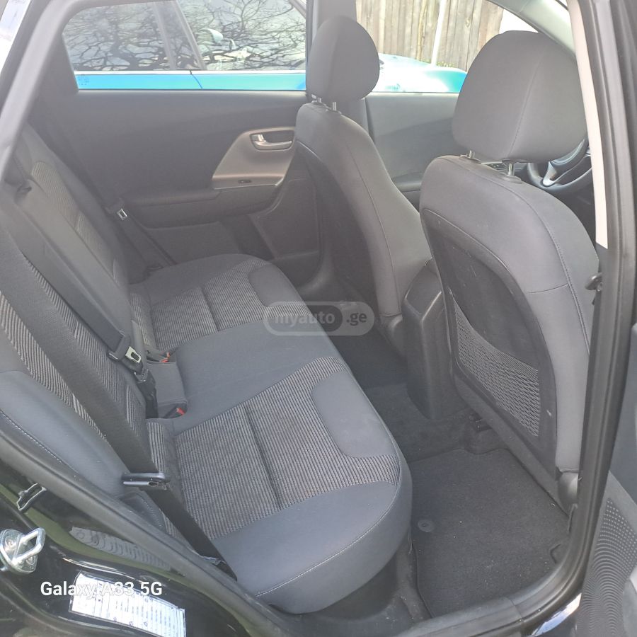 Kia Niro - фото 9