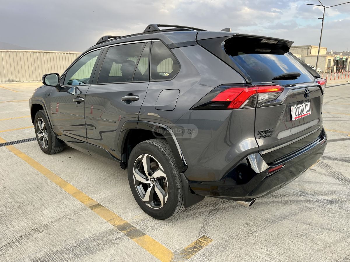 Toyota SE 4dr All-Wheel Drive CVT — миниатюра 5