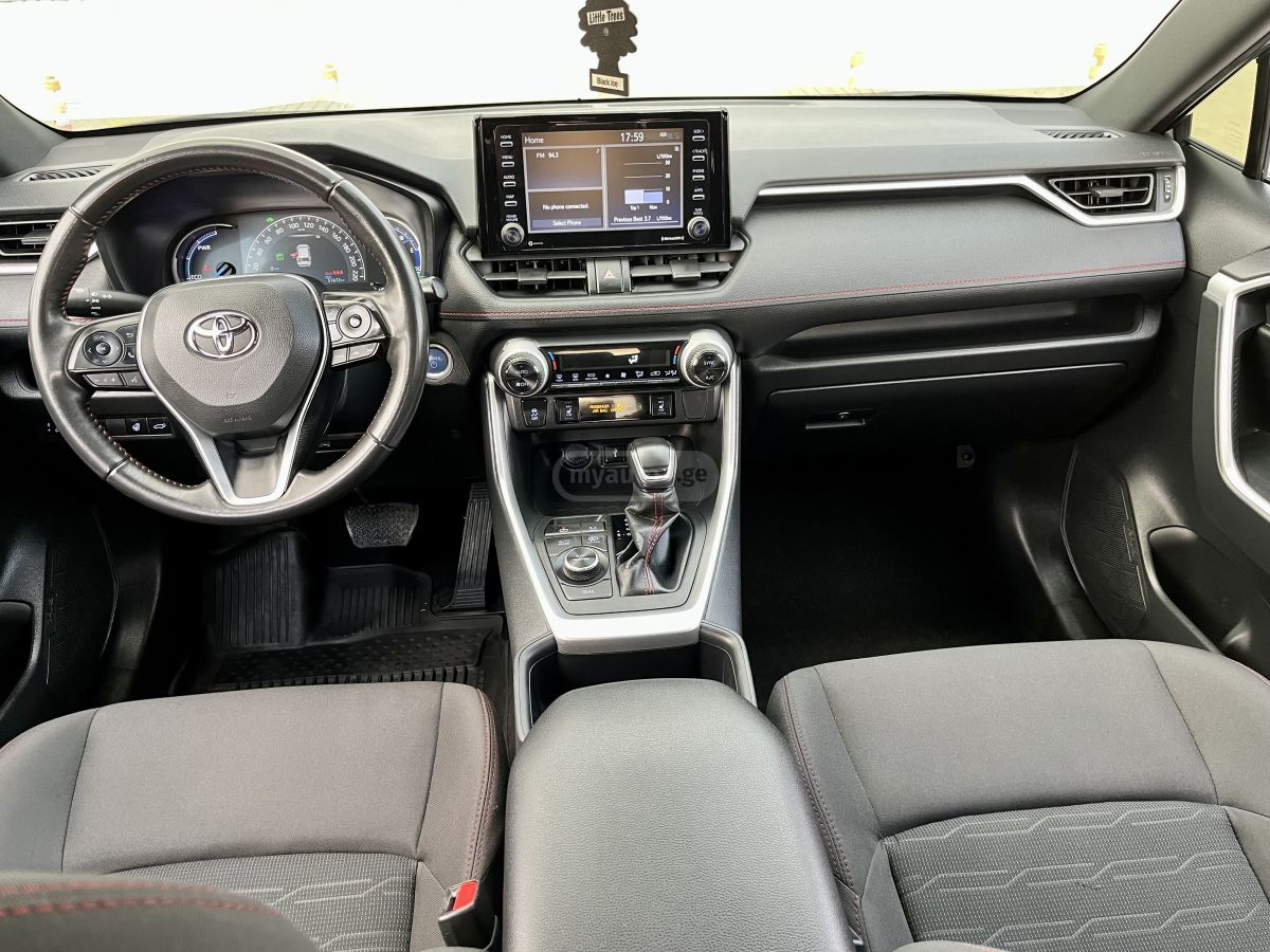 Toyota SE 4dr All-Wheel Drive CVT — миниатюра 8