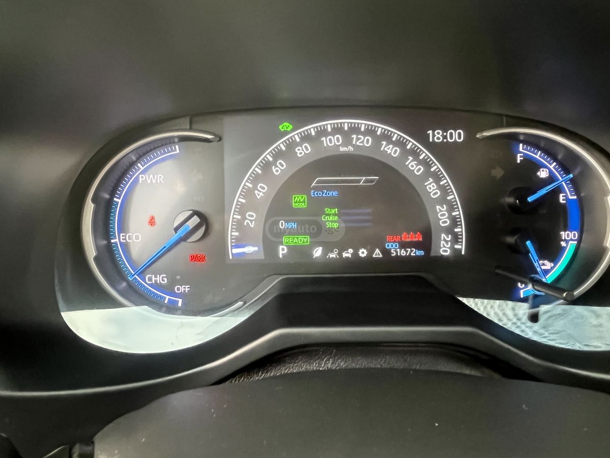 Toyota SE 4dr All-Wheel Drive CVT — миниатюра 9