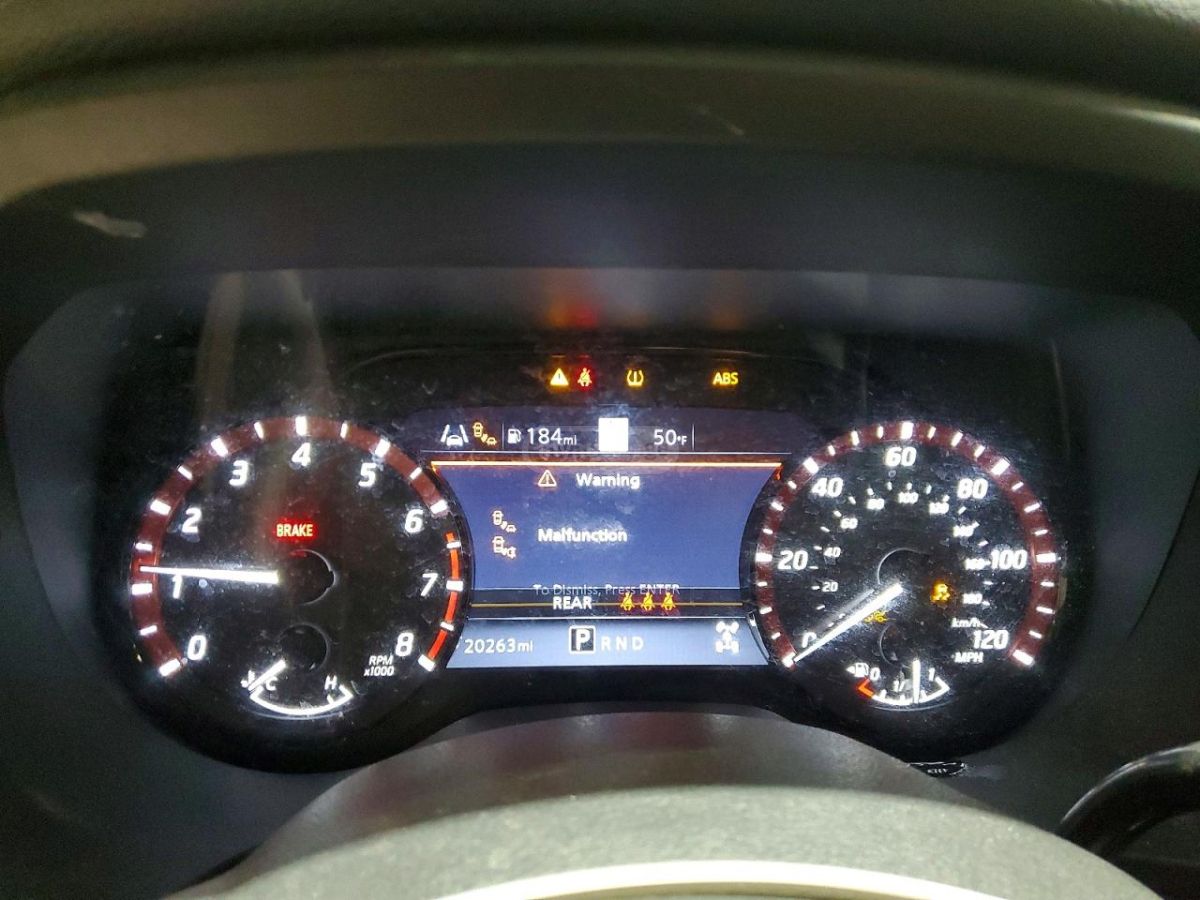 Nissan Titan SV 4dr 4x4 King Cab 6.5 ft. bo 2022 — миниатюра 9