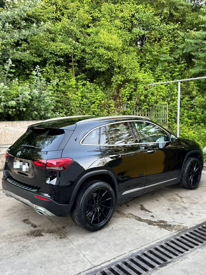 Mercedes-Benz GLA 250 - фото 1