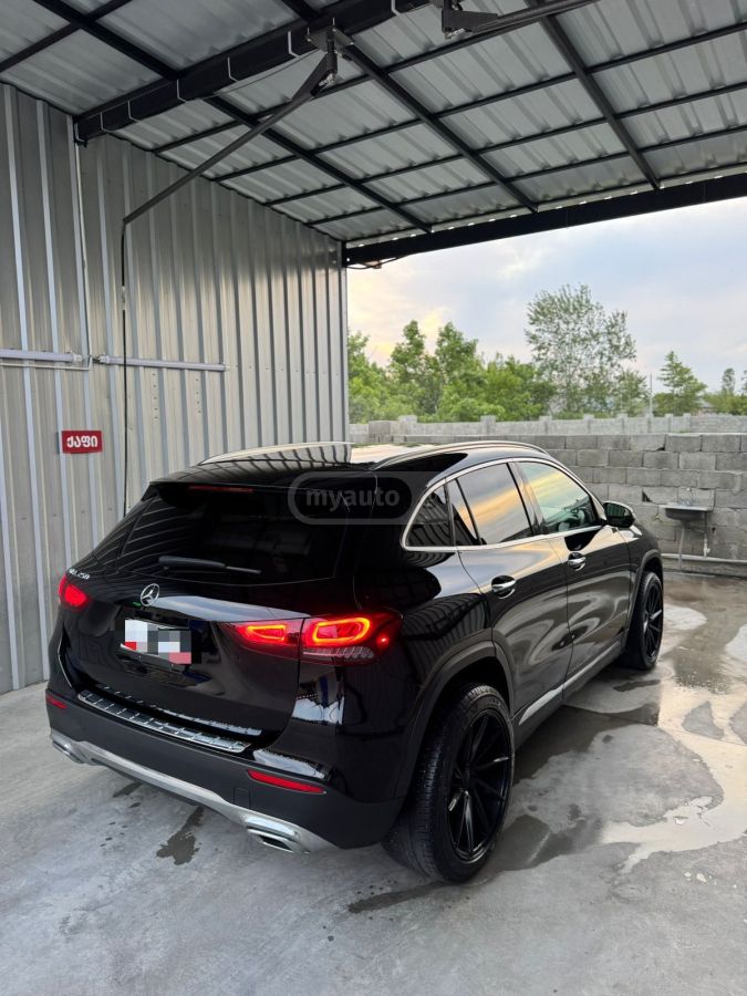 Mercedes-Benz GLA 250 - фото 3