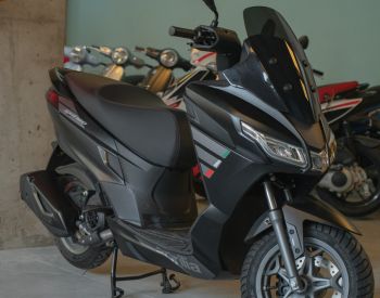 Aprilia SXR 160 