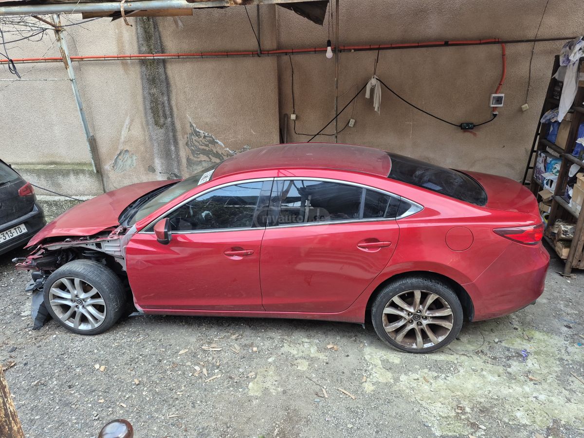 Mazda Mazda 6 - фото 1