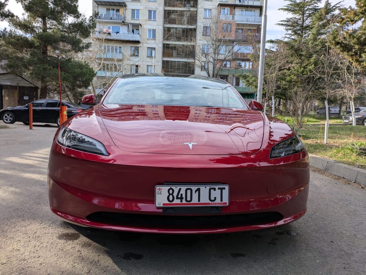 Tesla Model 3 2024 — фото 2 купить в Москве