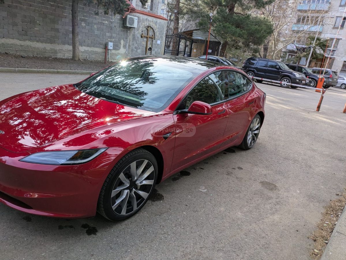 Tesla Model 3 2024 — фото 4 купить в Москве