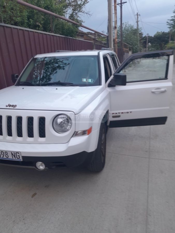 Jeep Patriot - фото 4