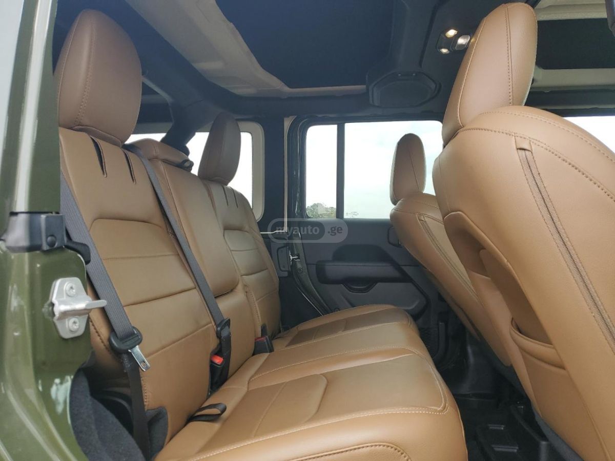 Jeep Sahara 4xe Unlimited — миниатюра 8