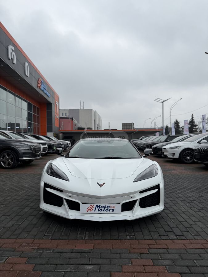 Chevrolet Corvette 2024 — миниатюра 3