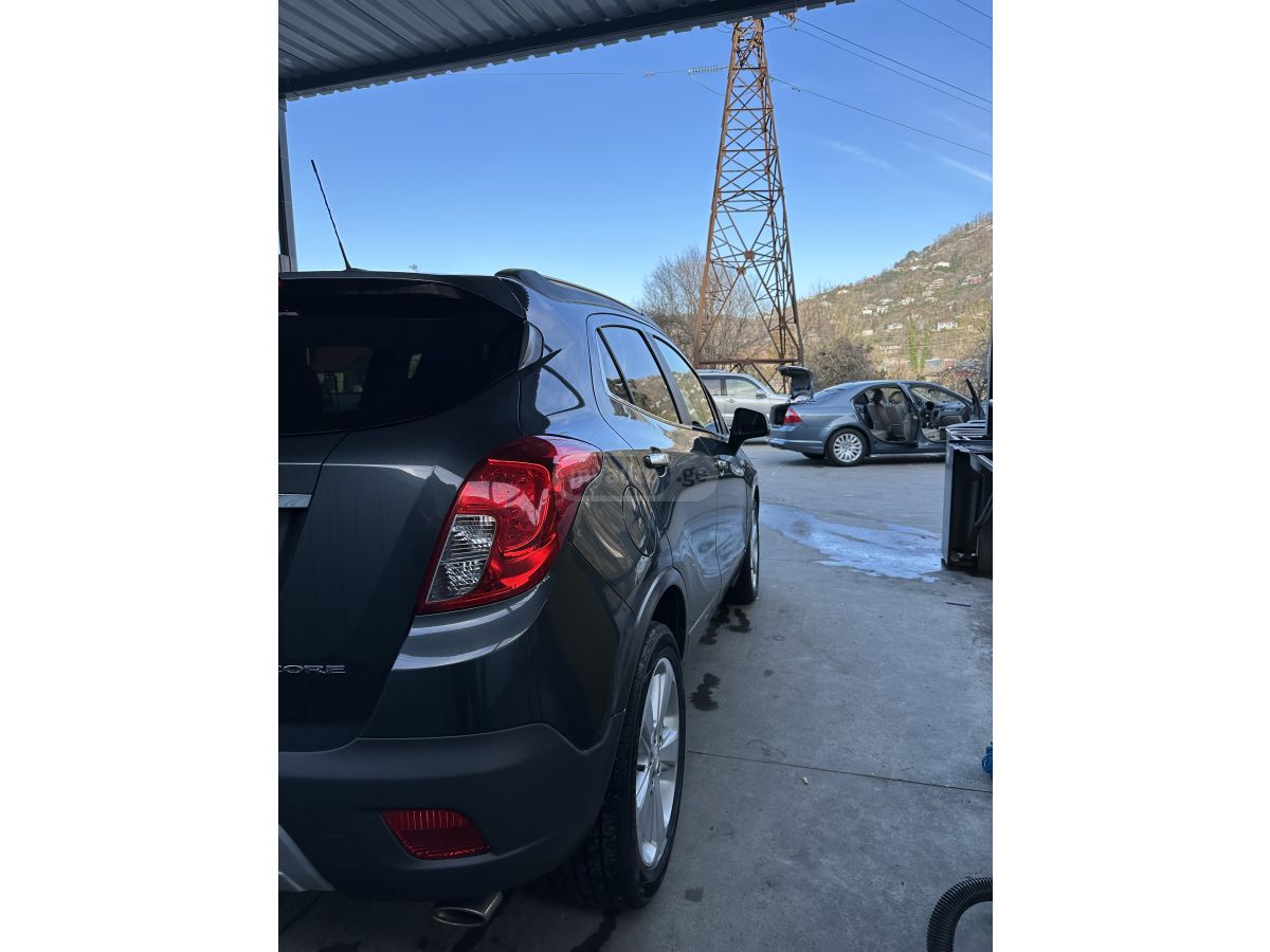 Buick Encore - фото 3