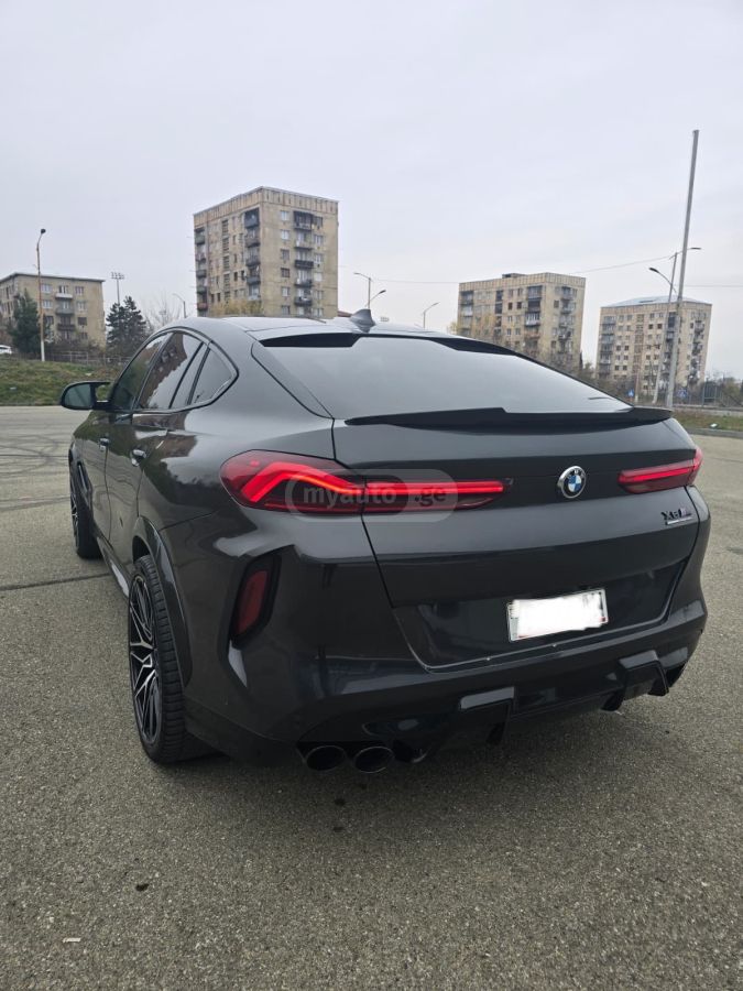 BMW xDrive40i 4dr All-Wheel Drive — миниатюра 4