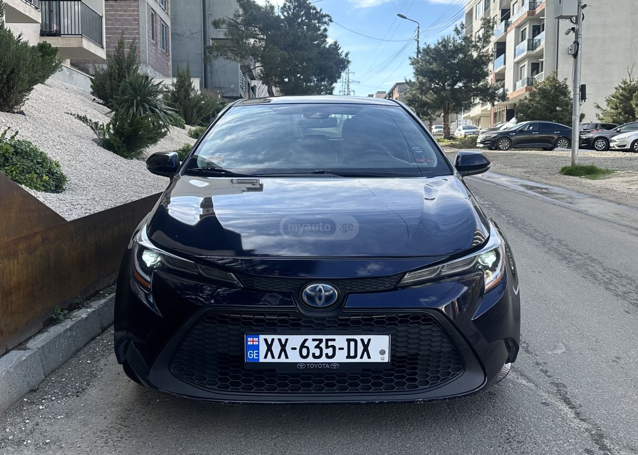 Toyota Corolla - фото 2