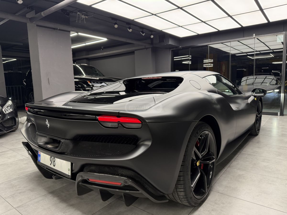 Ferrari 296 GTB 2022 — миниатюра 9