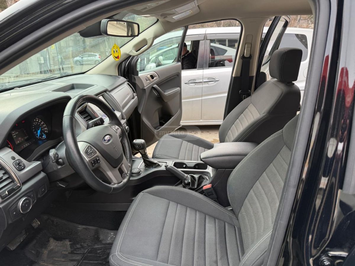 Ford Lariat 4x4 SuperCab 6 ft. box — миниатюра 6