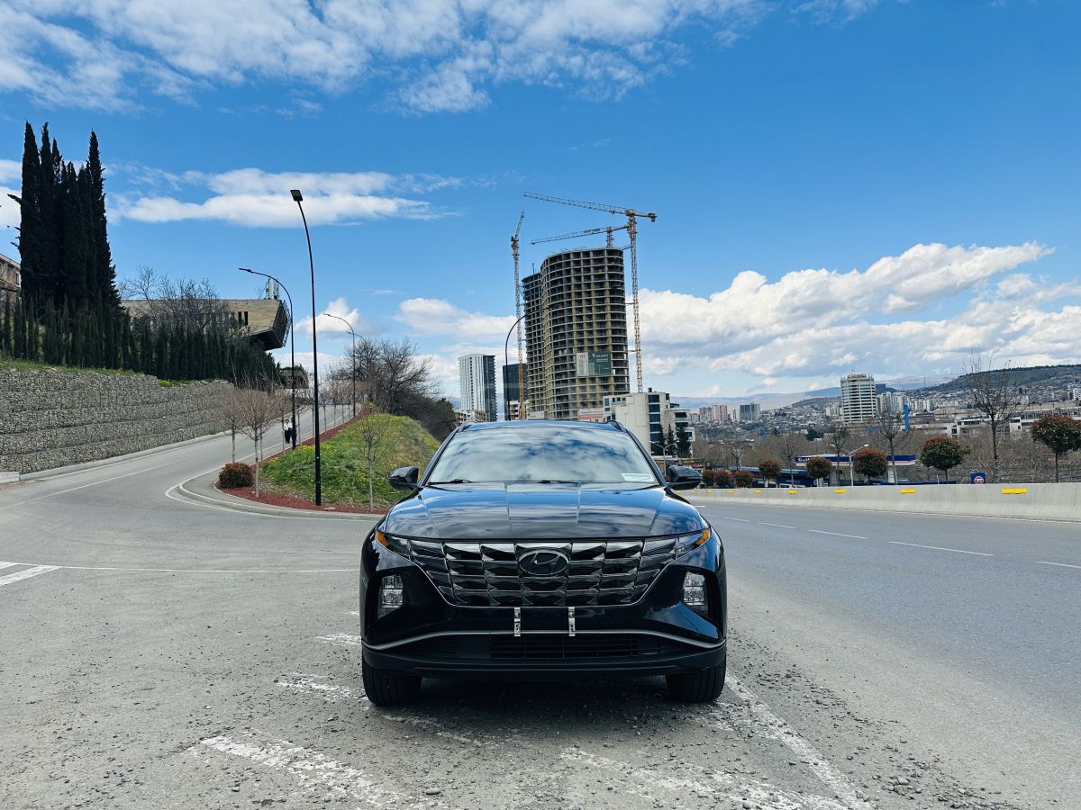 Hyundai Tucson - фото 1