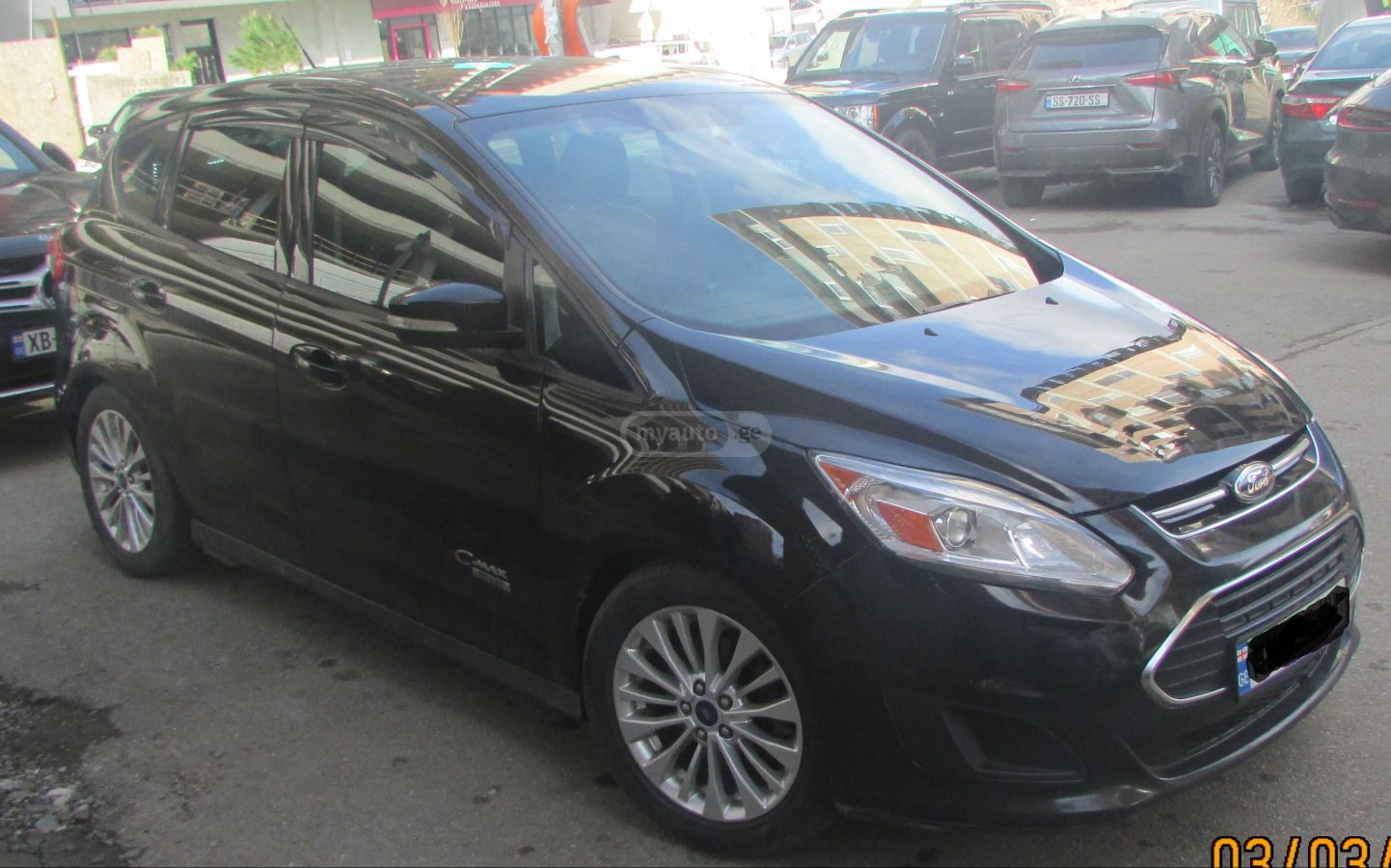 Ford C-MAX - фото 1