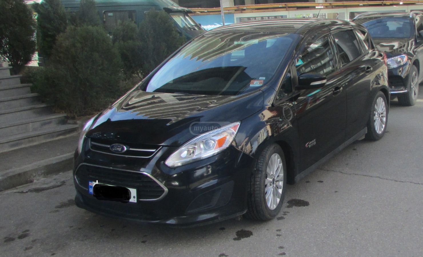 Ford C-MAX - фото 2